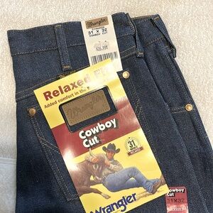 New with tags Wrangler Cowboy Cut Jeans 31 x 32